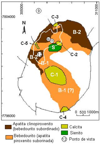 29 Figura 3. Geologia do complexo de Tapira com base em testemunhos de sondagem ( Pontos de vista demarcados pelo autor). Modificado de Brod (1999).