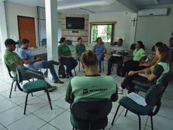 PROJETO ARAUCÁRIA CONSERVANDO E RECUPERANDO A MATA ATLÂNTICA EDILAINE DICK Instituições Parceiras AMAVI