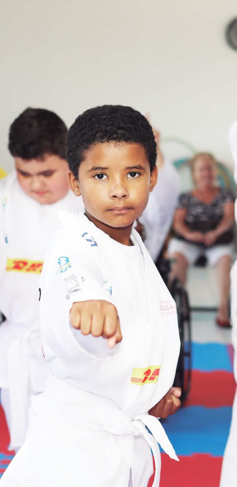 Turma 2 O trabalhado com esta turma foi voltado para o desenvolvimento da atenção, concentração, disciplina, cooperação, respeito e socialização.