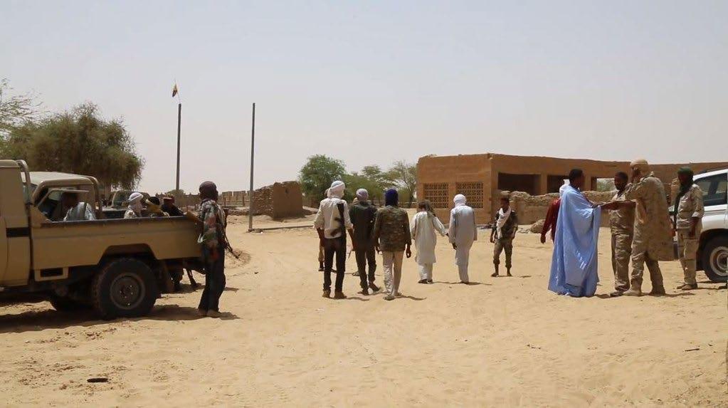 35 Em 18 de junho de 2013 foi assinado um acordo de paz preliminar em Ouagadougou para negociações de paz.