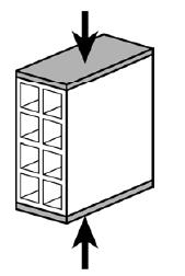 44 assentamento perpendicular ao comprimento do bloco, com pasta de cimento de espessura máxima de 3 mm e de forma a uniformizar as superfícies, como demonstrado na Figura 3.