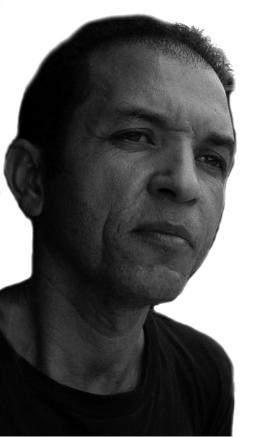 VALDECK ALMEIDA DE JESUS (1966) é jornalista, funcionário público, editor, escritor e poeta.