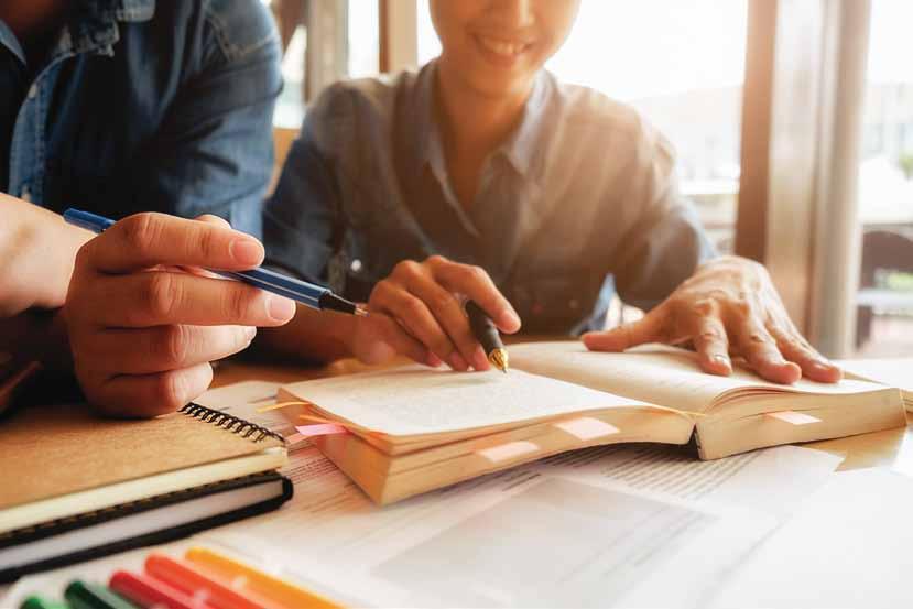 CUMPRIMENTO DE EXIGÊNCIAS EXTERNAS Outro benefício do planejamento escolar é a contextualização da escola e dos seus objetivos com a realidade externa.