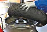 DADOS TÉCNICOS 70 MONTAR UM PNEU Devemos sempre ter em conta as instruções técnicas do fabricante do pneu ou do veículo, assim como do manual com os dados técnicos do pneu e dos equipamentos.