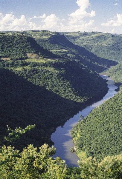 RELATÓRIO DE ATIVIDADES EM MEIO AMBIENTE COMPLEXO ENERGÉTICO CERAN Gerenciamento Ambiental Programas do