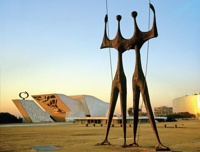 Erguida em 1959 é uma obra de Bruno Giorgi e uma homenagem aos 80 mil trabalhadores responsáveis pela construção da capital. A escultura está localizada na Praça dos Três Poderes, em Brasília.