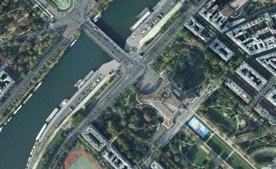 4 france/google earth Figura 4 Vista parcial de Paris com marcador vermelho no centro indicando a posição da Torre Eiffel, França, 2012.