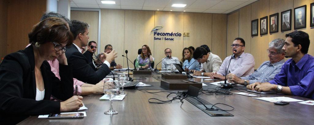 Câmara de Turismo realiza reunião com apresentações importantes para o setor em Sergipe A primeira reunião da Câmara Empresarial de Turismo da Fecomércio foi realizada com a presença de agentes