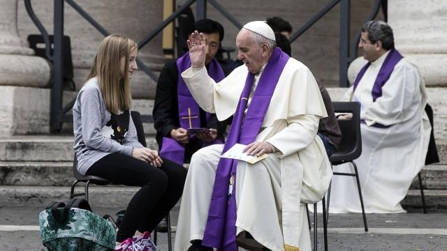 Fiz promessa e depois não quis cumprir? 11. Faltei à S. Missa aos domingos? 12. Por minha culpa, cheguei tarde à Santa Missa? 13. Por minha culpa, rezei mal. Conversei na Igreja? 14.