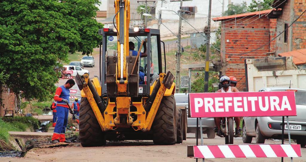 2 PRIMEIRO DIA RECONSTRUÇÃO DESDE O INÍCIO O primeiro dia do ano foi de muito trabalho.