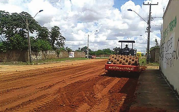 nestas vias com serviços de raspagem, limpeza,