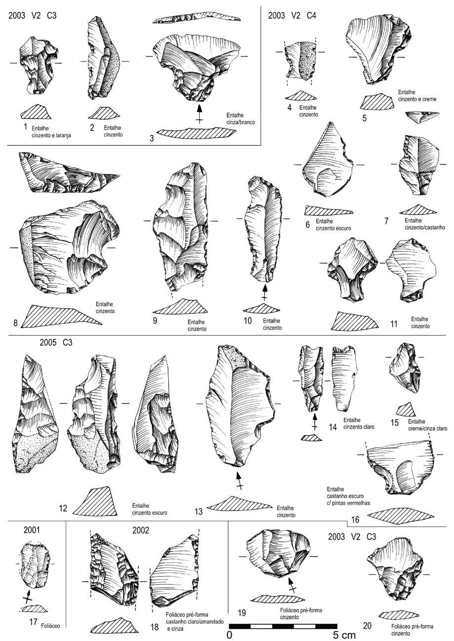 Fig. 60 Carrascal, 2003. Entalhes (1 a 11). Carrascal, 2005. Entalhes (12 a 16). Carrascal, 2001. Foliáceo (17).