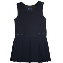 PINAFORE Características: Machos Plissados, Presilhas laterais Composição: Poliéster, Viscose Tamanhos: 2-12 Cores: Azul CASACO ALGODÃO Composição: 39% Algodão,