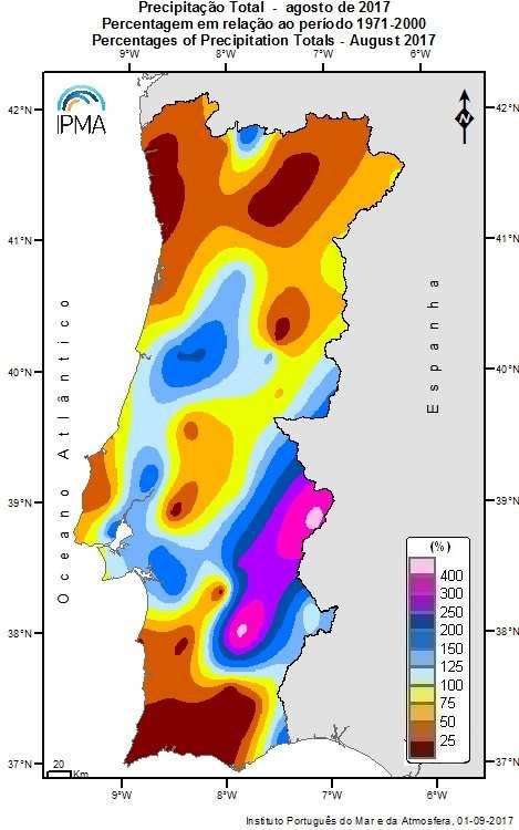 correspondendo a 74 % do valor normal. Os valores da quantidade de precipitação acumulada variaram entre 334 mm em Benavila e 1333 mm em Cabril (Figura 5 esq.).