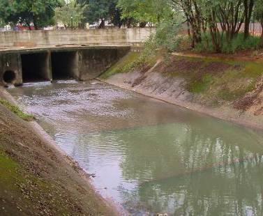 8,14 km² População: 75.000 hab Custo: R$ 9.700.