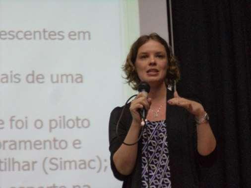 trabalho deles é um esporte muito rico e cheio de princípio que é o rugbi. Até se vocês acharem um pouco estranho, é legal depois pesquisar porque é muito interessante.