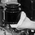 - For engines with oil bath air cleaner. - Per motori con filtro aria a bagno d olio. - Pour moteur avec filtre air en bain d huile.