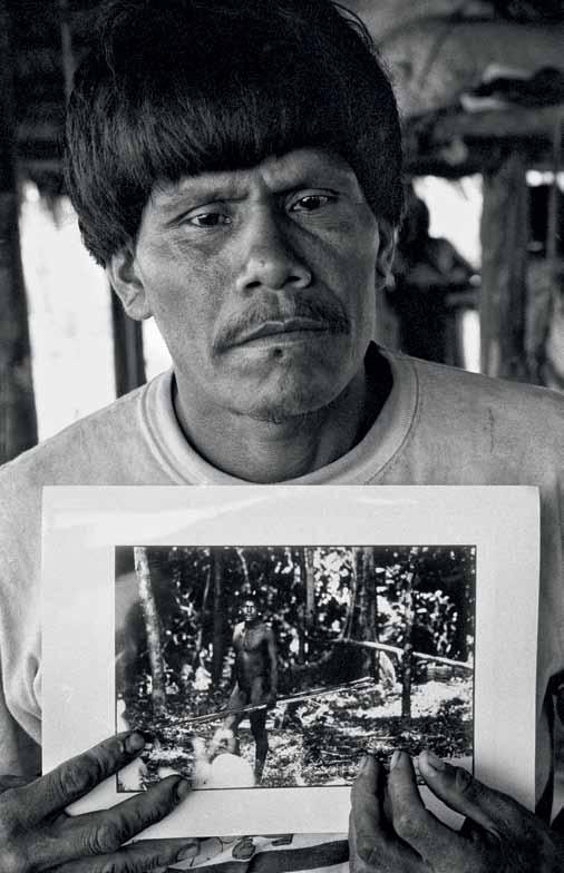 1995 Sokrit, do povo anará, 22 anos depois da primeira foto, de 1973. Conhecidos como Krenakarore, seu território foi cortado pela rodovia BR- 163, que liga Cuiabá (MT a Santarém (A.