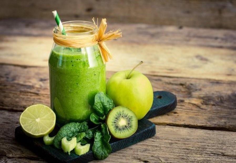 Neste artigo vamos apresentar os seguintes tópicos: Suco Detox Para Que Serve? Quais Alimentos Causam Intoxicação? O Que a Intoxicação Causa no Organismo? Como Saber se Preciso Tomar Suco Detox?