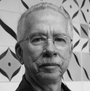 Frederico de Holanda (Recife, Brasil, 1944) Arquiteto (UFPE, 1966), Doutor em Arquitetura (UCL, 1997). Professor Titular aposentado e atualmente Pesquisador Colaborador Sênior da UnB.