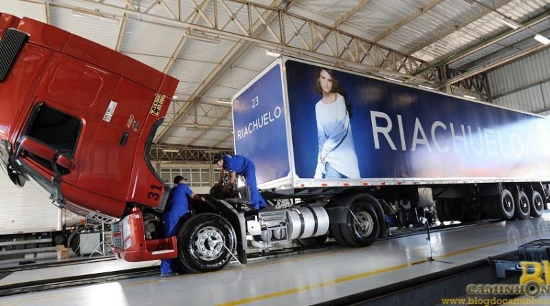 capacita a entrega para as Lojas Riachuelo de forma bastante eficaz; A Companhia