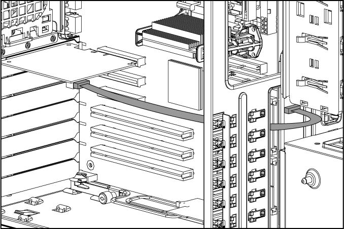 13. Instale a placa de conversão PCI Express inclusa no slot de expansão 6. OBSERVAÇÃO: Com a opção do gabinete de expansão PCI-X, os slots PCI-X adicionais são reconhecidos como slot 6 pela ROM. 14.