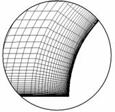 2(b). Uma vez que na superfície do entalhe existem fortes gradientes de tensão, ambas as malhas foram refinadas nesta zona (cf. Fig.