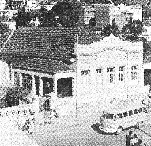 146 Figura 200 Residência na Praça do Rosário em 1950. Fonte: RAMOS, Antônio de P.C.