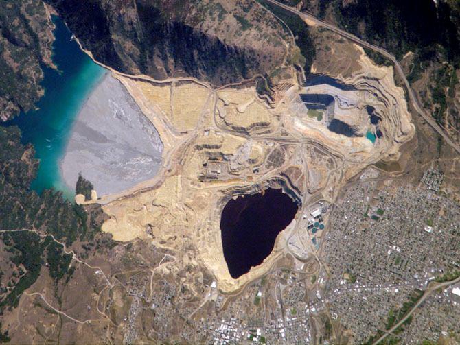 Mudanças Climáticas Globais Pit Berkeley, Butte, Montana, EUA É uma mina de cobre antigo