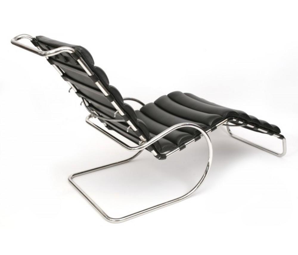 20 Chaise MR Desenhada em 1932 pelo arquiteto Mies Van der Rohe, revolucionou o mobiliário da época com sua curvas e assento em gomas CORES