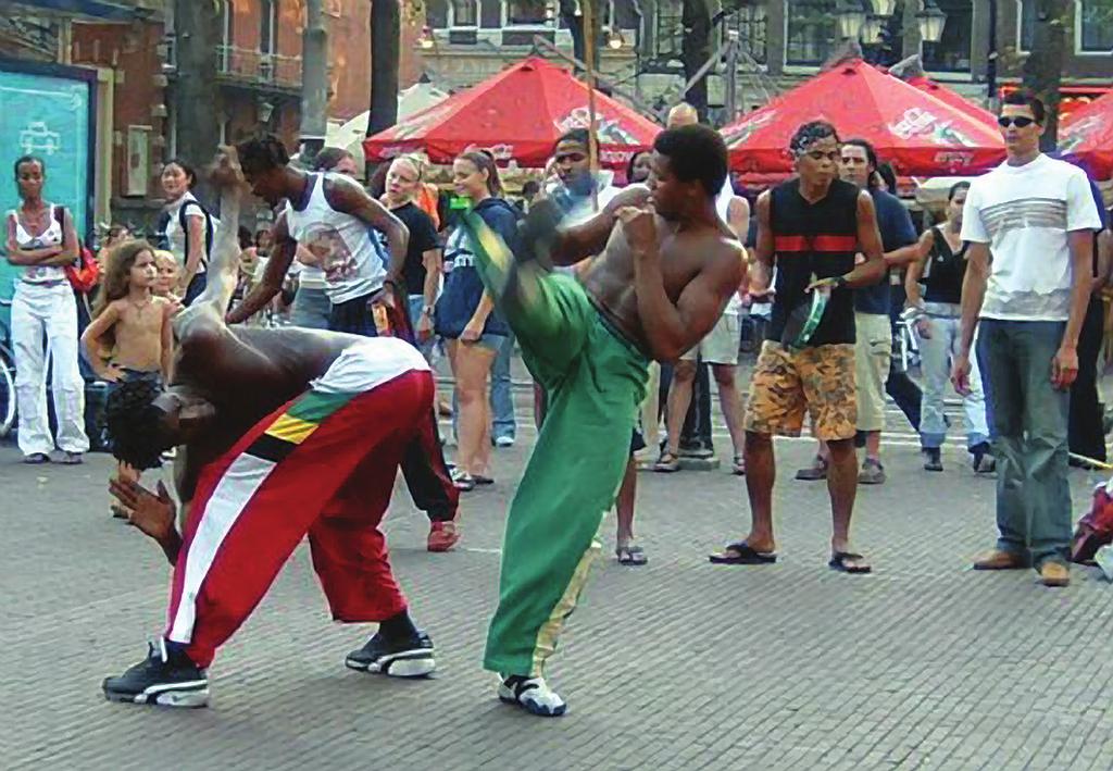 Figura 2: Roda de capoeira nas