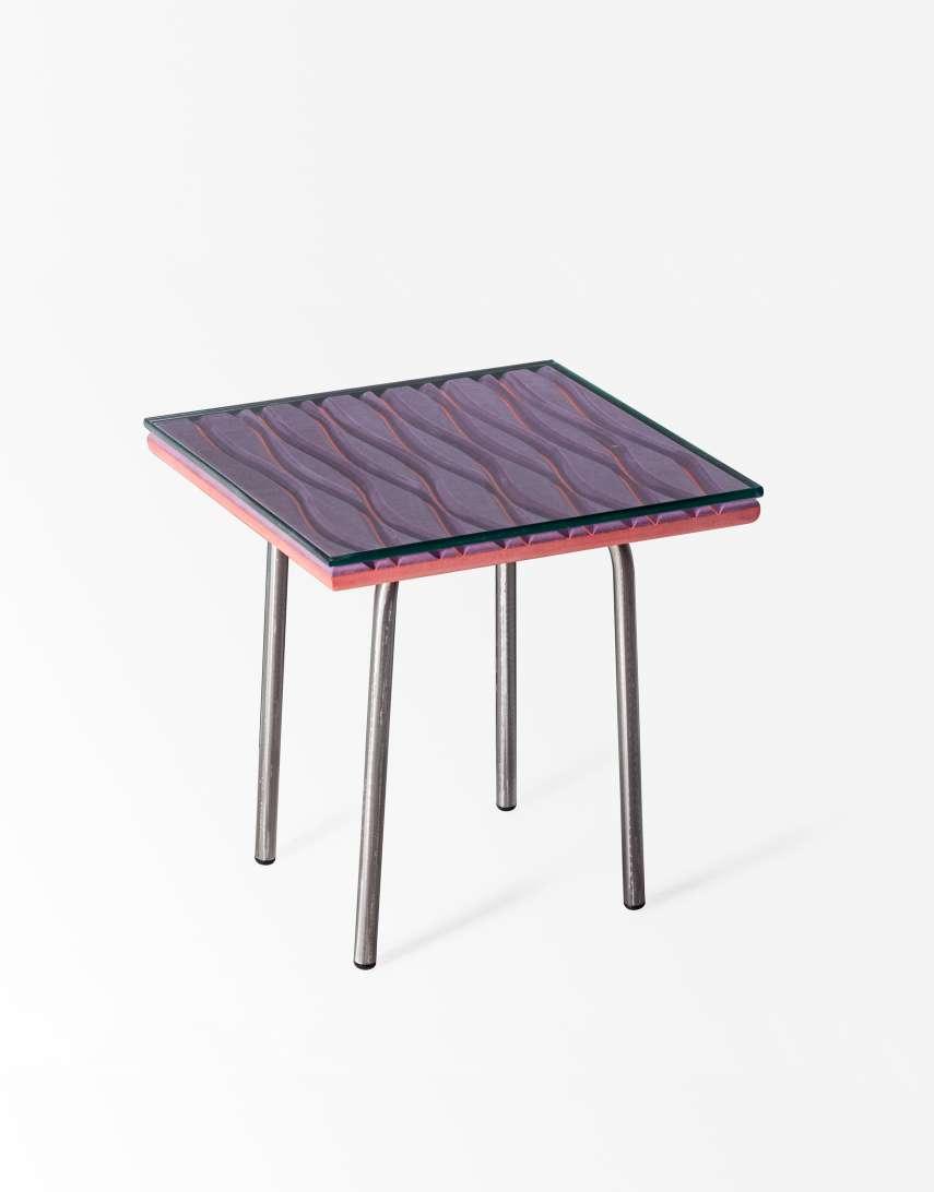 Mesa lateral AMOR*, 2015 Valchromat, aço inox, vidro