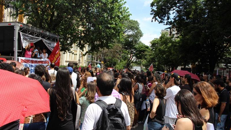 A participar categoria representante pistas negociação. presença do reunião que 13º da salário.