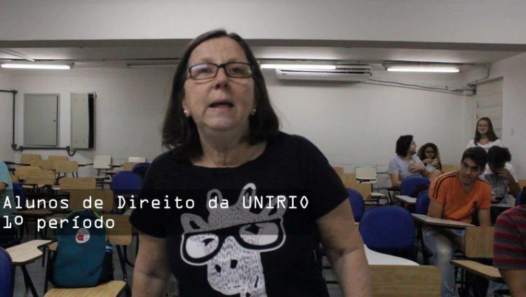 IV - ENTREVISTADOS (Alunos do primeiro período de Direito da UNIRIO) Seis alunos do primeiro período de Direito da UNIRIO deram as suas opiniões sobre o assunto, respondendo três perguntas: soluções.