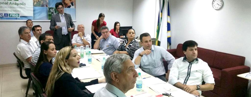 SindAlimentos Diretoria abre negociações da Convenção Coletiva Sindicato das Indústrias de Alimentação de Anápolis (SindAli- O mentos), sob a presidência do empresário Wilson de Oliveira, realizou no