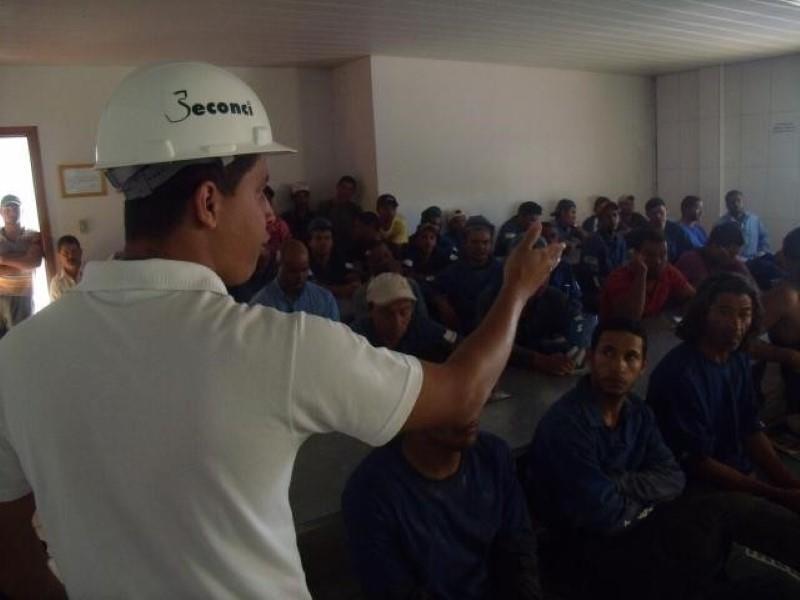 TREINAMENTOS EM SEGURANÇA DO TRABALHO