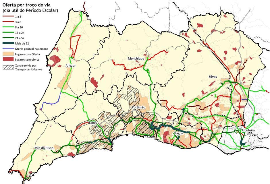 Transporte de passageiros Cobertura populacional elevada da oferta em TC rodoviário (TCR): 97% da população (81% dos lugares) do Barlavento Algarvio (num dia útil médio).