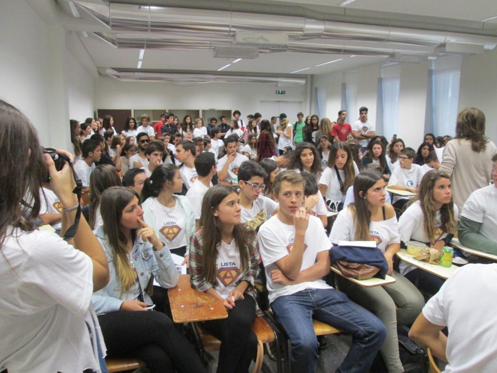 Uma escola próxima dos seus