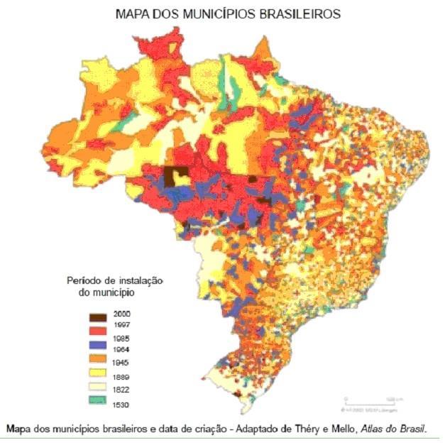 também tem sua geografia. O mapa a seguir mostra a malha municipal brasileira e sua evolução no tempo e no espaço.