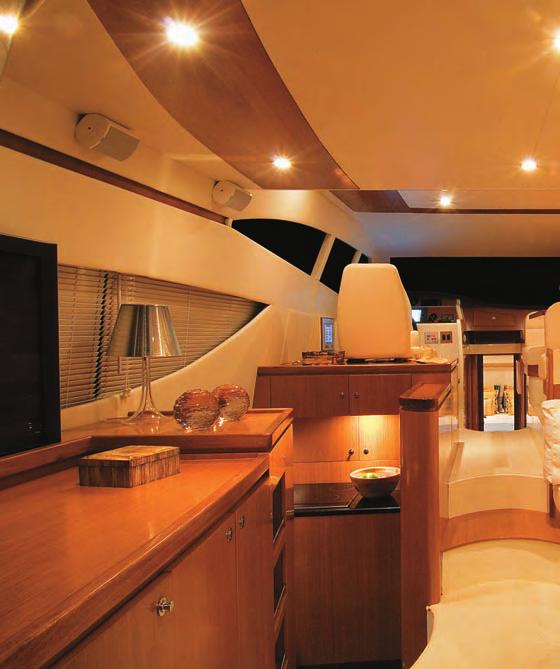 Spirit Ferretti 600 A cabine é muito espaçosa, tanto para os passageiros quanto para o