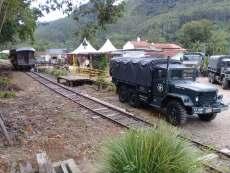 18 Vale do Irajaí A exposição militar e apresentação da banda. revitalizado da ferrovia é de uso público nos seus 1,7 kms iniciais, portanto, pode ser visitado a qualquer tempo.