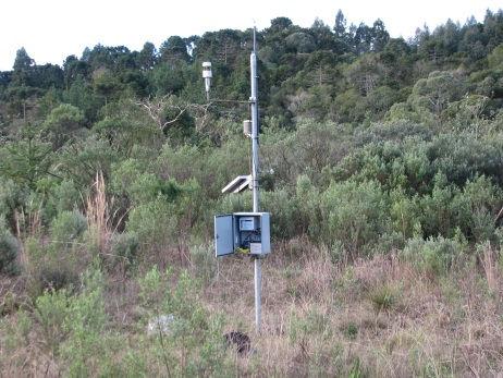 64 A Figura 3-12 apresenta as fotografias de cada ponto de monitoramento da cobertura florestal. É evidente a heterogeneidade entre os pontos antes mesmo de qualquer processamento digital da imagem.