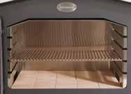 Steel interior with roasting grill of 565x370 mm. Satin finish handles made of stainless steel. Removable ash pan for easy cleaning. Regulation of primary combustion air.