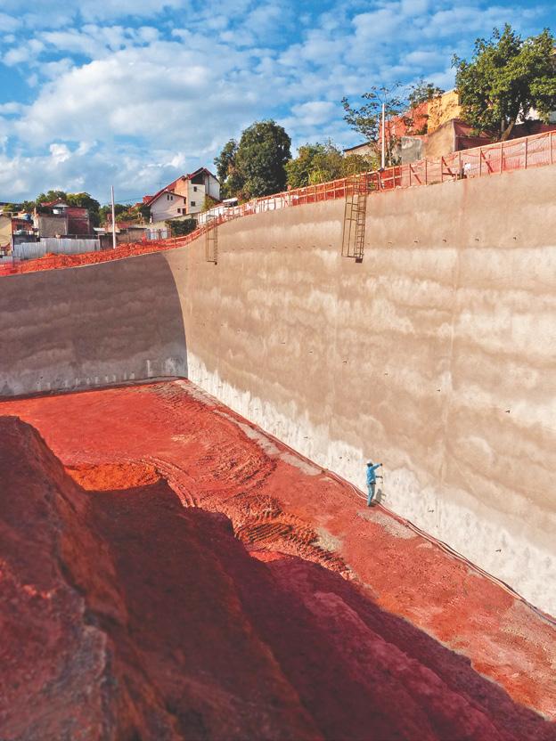 Término 36,5 horas 1,5 horas 16 horas Tela 1,5 horas 16 horas Tela 1,5 horas Término 3 horas 1,5 horas de projetado 1,5 horas de projetado Economia de 33,5 horas na execução do serviço 2ª Camada