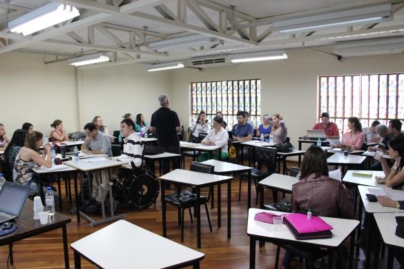 É professor convidado e professor honorário da Pontifícia Universidade Católica do Peru; professor