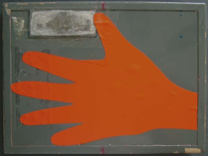 53 Para a obtenção das radiografias carpais (Figura 4), a mão esquerda foi escolhida seguindo os princípios antropométricos e de padronização, visto que não há diferenças significativas entre as duas