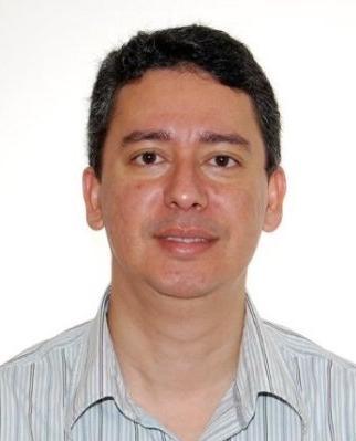 Atualmente, é Professor Extracarreira na Fundação Getúlio Vargas EAESP e Professor Pesquisador do Mestrado em Ciências Contábeis da Fundação Escola de Comércio Álvares Penteado (FECAP), onde