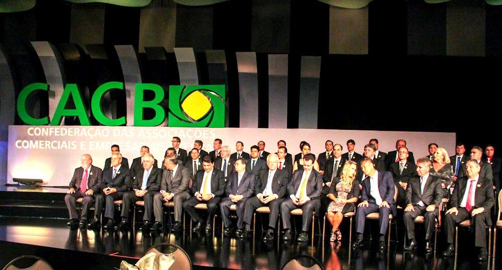 A posse festiva da nova gestão na CACB foi prestigiada pelo ministro das Cidades, Gilberto Kassab, representando a presidente Dilma Rousseff; por senadores, deputados e pelo presidente do Sebrae