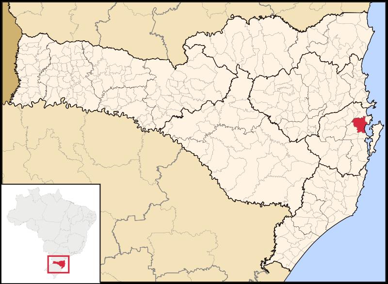 3. LOCALIZAÇÃO Biguaçu é um município brasileiro do estado de Santa Catarina divisa a oeste com o município de Antônio Carlos, a leste com o oceano Atlântico (Baia Norte da Ilha de Santa Catarina,