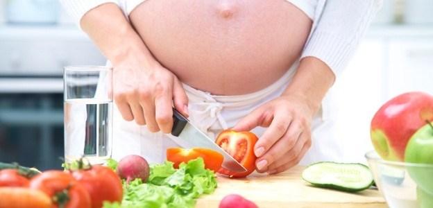 A alimentação de uma mãe pode influenciar de forma direta diferentes ativações de genes nos seus filhos que vai durar toda a sua vida adulta e influenciar até gerações posteriores.